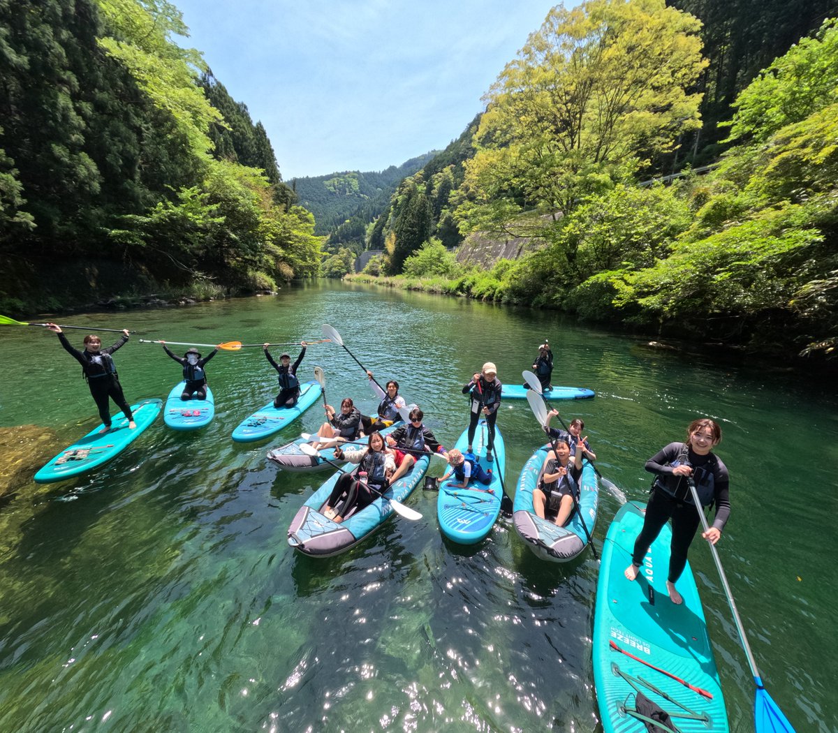 kochi_sup's tweet photo. GWのご予約が入り始めています!!

🏝️ 仁淀川最上流エリアでSUP・カヤック体験 🏝️
🏅SIJ・SUPA公認インストラクター在籍店
＼GW・夏は毎年満席の人気ツアー／
🔰初心者9割／女性・家族参加多数
🐶愛犬と楽しめるドッグSUP対応
📸写真データ無料・レンタル保険込

ご予約はプロフィール欄より。 https://t.co/IwqUFo5QNS