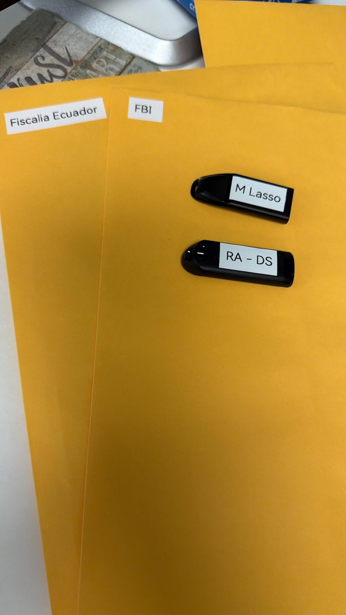 Ecuador 🇪🇨 

Yo soy con pruebas !! 

Tic tac tic tac ⏰⏰⏰⏰⏰

La Familia se Respeta 👊

#Ecuador