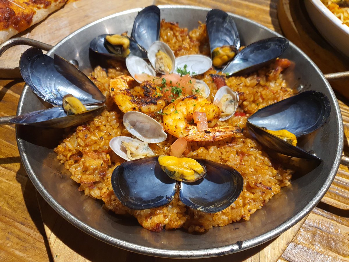 0GG0b's tweet photo. 오랜만에 먹었는데 여전히 맛있었다 https://t.co/ZrLFLqGU1E