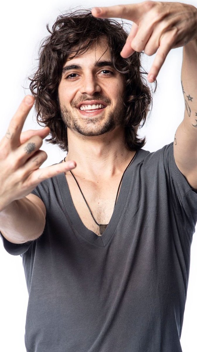 Acervo Sombr tweet media