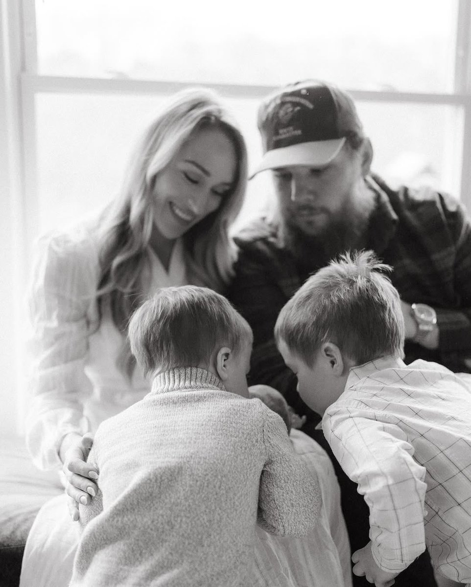 Luke Combs 🎤 tweet media