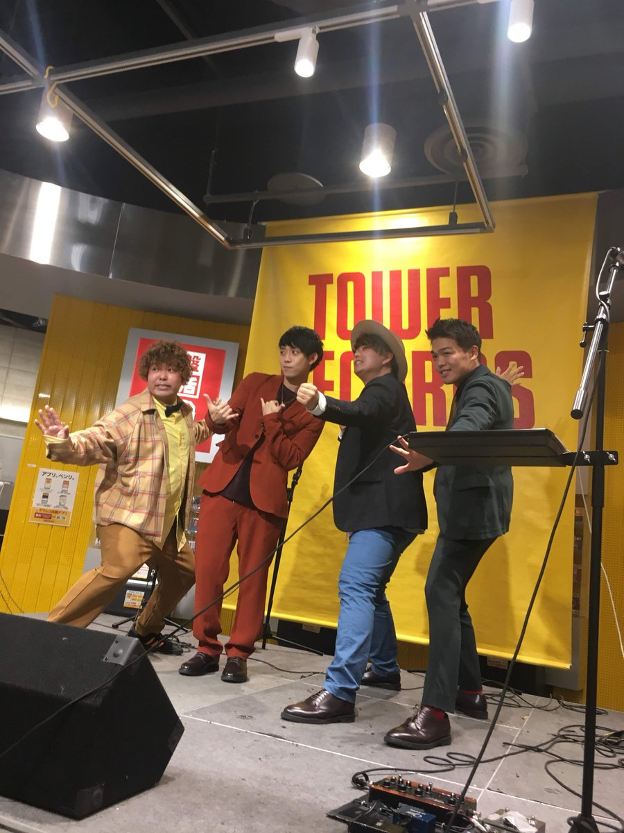 hnm_71's tweet photo. 8年前の2月20日。
HAND DRIRが結成した日。
おめでとうからありがとうへ。
これからもずっと大切な日。
わたしの人生を救ってくれたグループ。
#ハンドリ https://t.co/4UWNT1XlR1