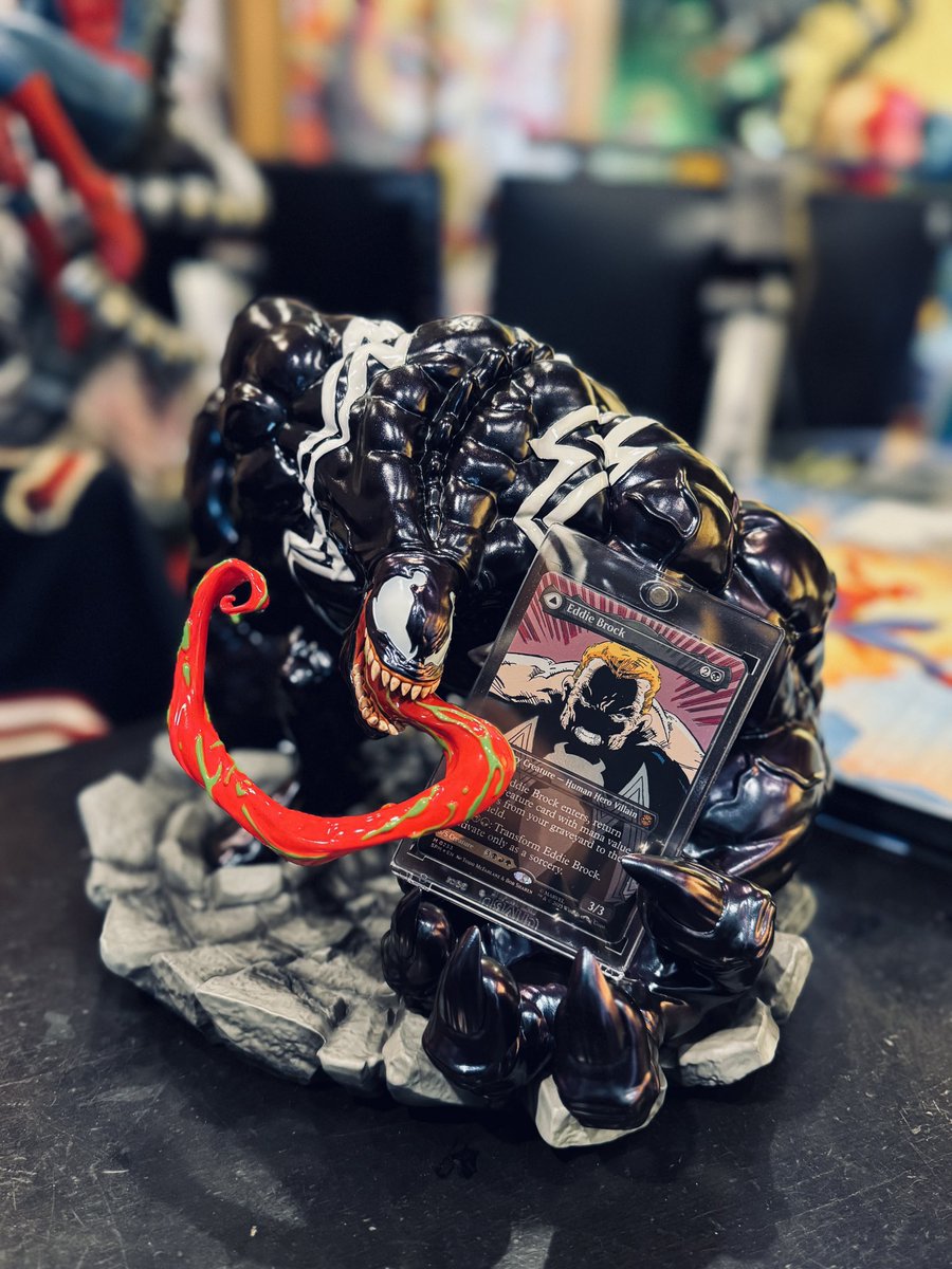 【追跡付き】ヴェノムスティンガーデッキ なんかさ、、、 もっとすごい統率者用のカード置き 見つけちゃったんだ