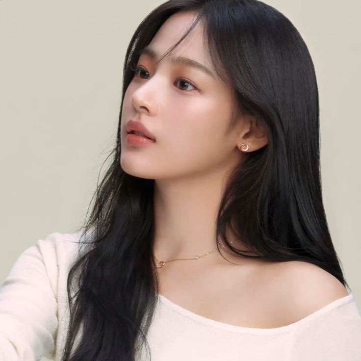 Ugly people calling this woman chopped?