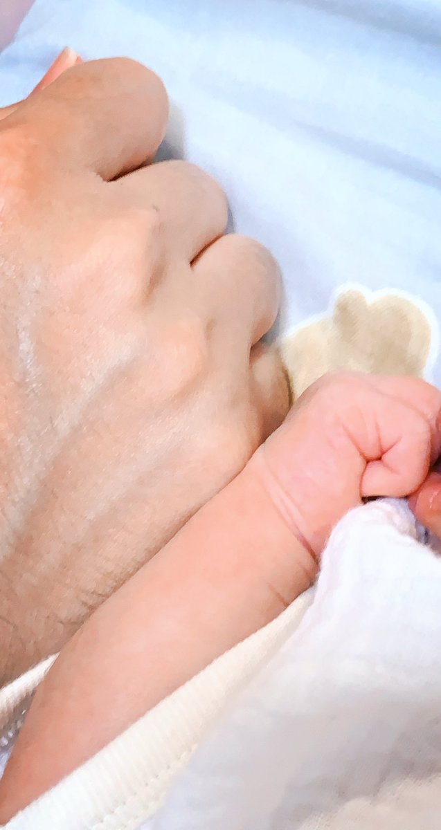 ✨🍄☀️อรุณสวัสดิ์วันศุกร์นะทุกคนนนน☀️🍄✨

พักนี้ลืมวันลืมคืนไปเลย เหมือนทุกวันเชื่อมต่อกันเป็นวันเดียวกัน5555🤣✨ วันศุกร์แล้ว สู้ๆ ฮึ้บๆ ไปด้วยกันนะทุกคนนน 💪🏻🍄✨

วันนี้พอได้นอนนิดหน่อย น้องเบบี๋เห็ดให้ความร่วมมือนอนตามรอบตื่นดีมาก (ตื่นมาหม่ำๆ ทุก 2-3 ชั่วโมง)