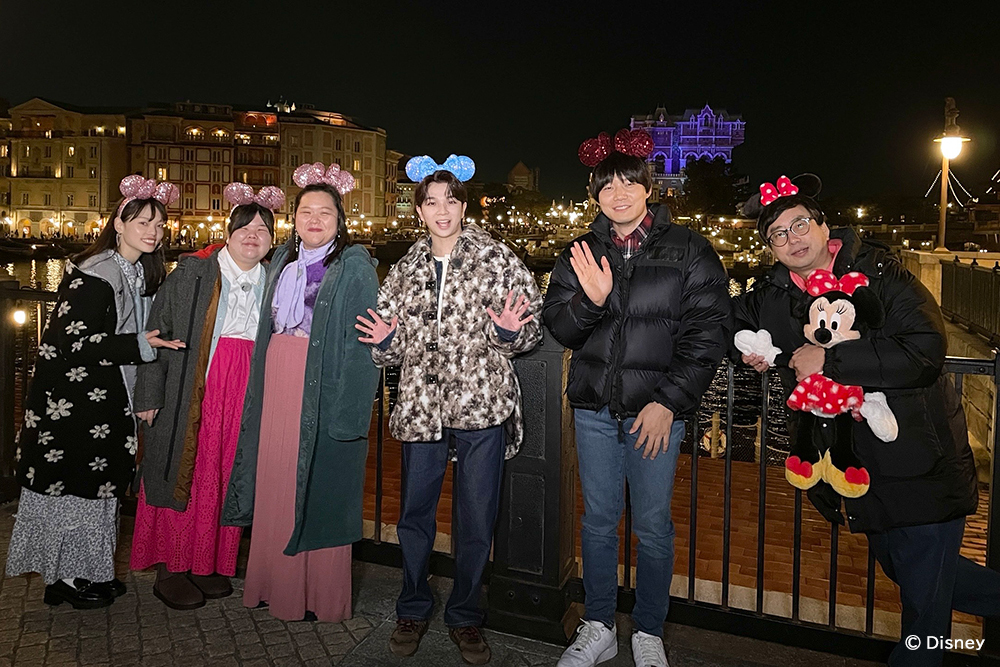 TDR_PR's tweet photo. 📺番組情報📺
2月23日(月)8:00～放送の「ラヴィット！」(TBSテレビ系列)は、ディズニー通の田辺さん＆塩﨑さんがナビゲート！
初心者も楽しめる最新の東京ディズニーリゾート®をお届けします✨

��楽しみに🎶 https://t.co/PYxaHsgVHs
