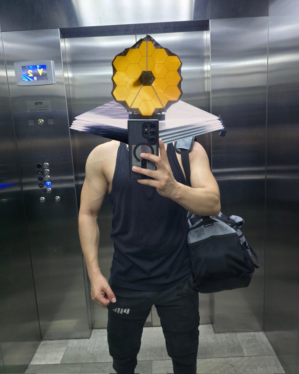 Memes de Astronomía tweet media