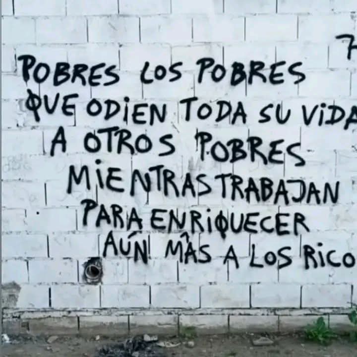 N҉I҉K҉O҉L҉A҉Y҉ tweet media