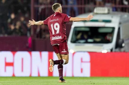 DePrimeraa's tweet photo. Hizo 2 goles y se los anularon, le chupo un huevo e hizo otro más.

Que 9 Castillo. https://t.co/BbkepcqWuW