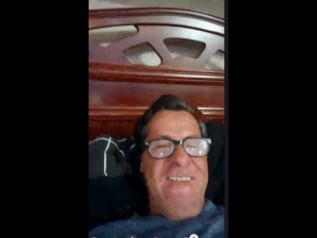 LFlacons's tweet photo. Sr. Carlos Fernando Meléndez faz gran maestro de la masturbación desnudándose delante de una niña de 12 años creo que este hombre debe hacer el resto de su vida en la cárcel ya que es un gran jefe de la pedagogía. 
#MexicoCity #PoliticalPrisoner #InfoTrafic https://t.co/MafoQ1YONz