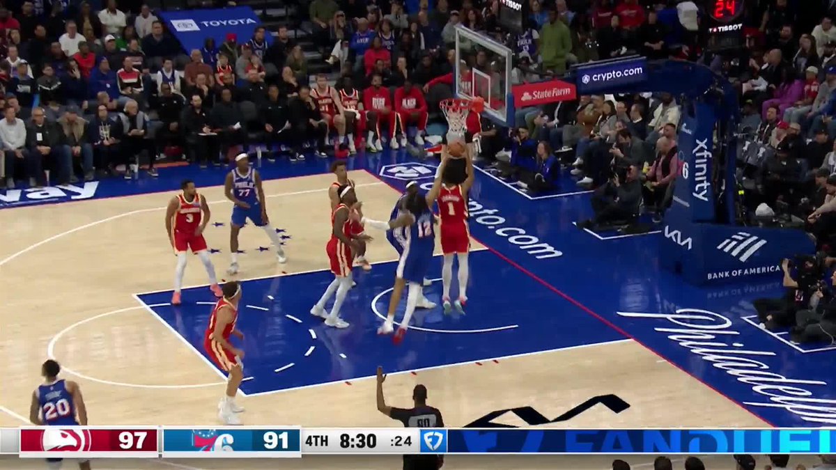 Big O crashing the boards!