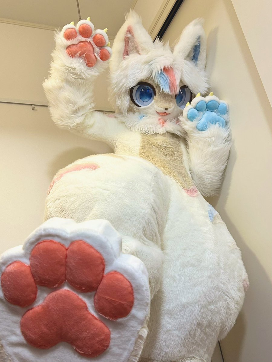 #皆さんの足裏見せてください