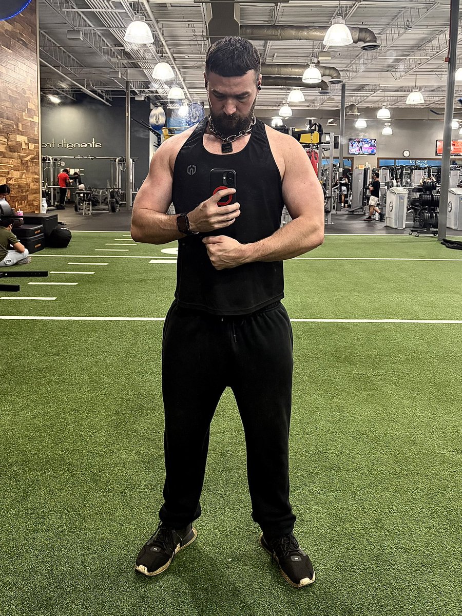 Vert_foust_ tweet media