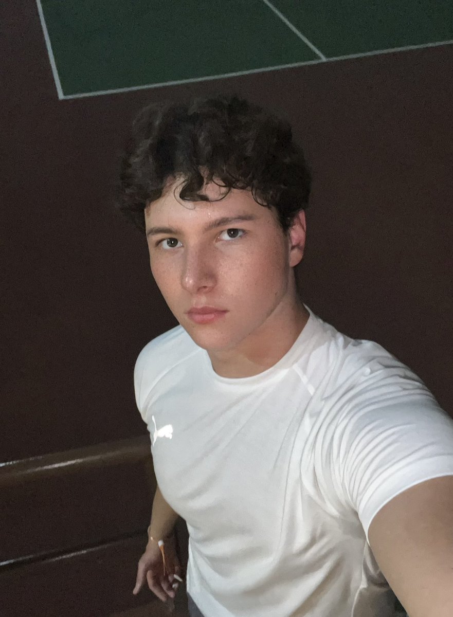 🎾
