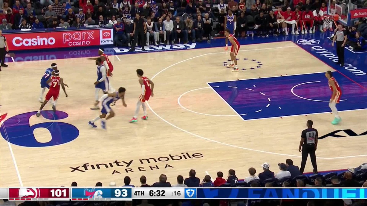 All eyes on JJ so he finds NAW for 3 😁