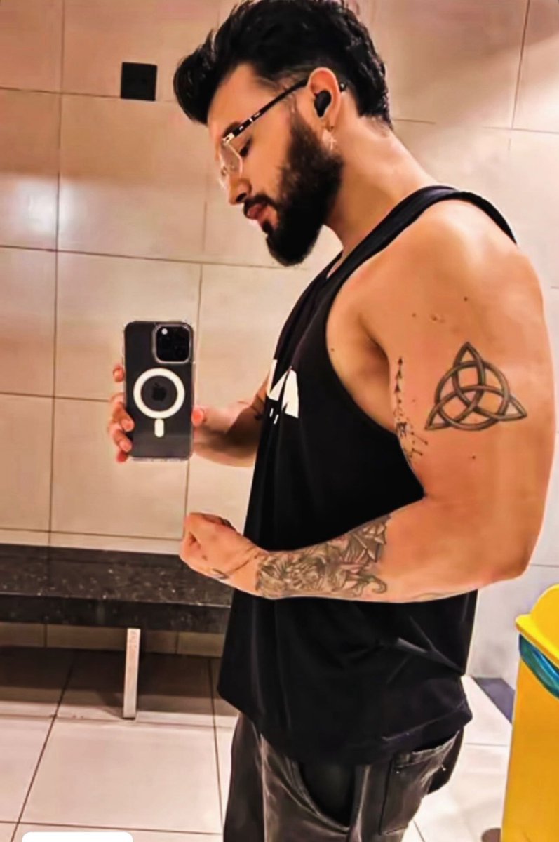 Júnior tweet media