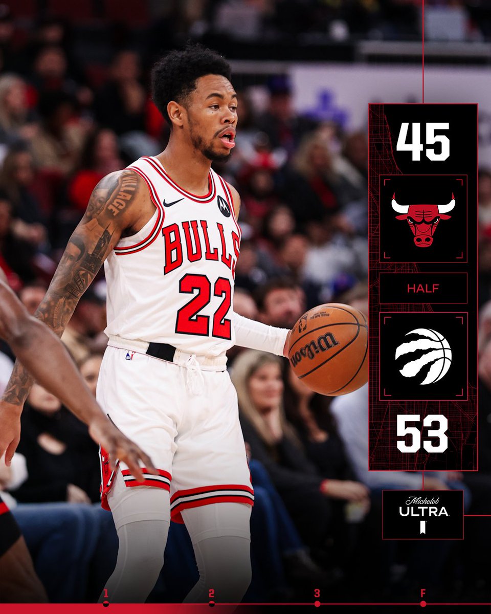 Halftime from the UC.
Simons: 10pts
Okoro: 8pts