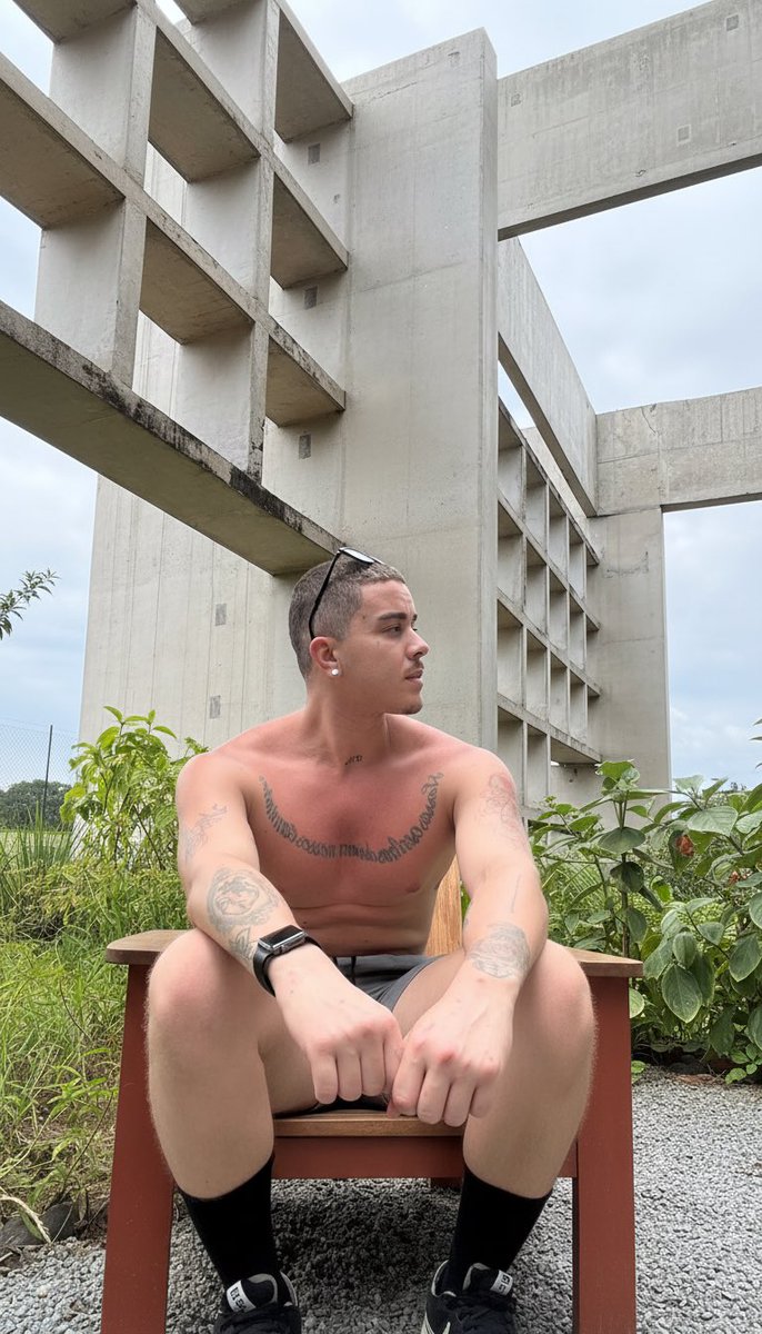 fallenboyxxx's tweet photo. #gay https://t.co/uaBPb4XT3V