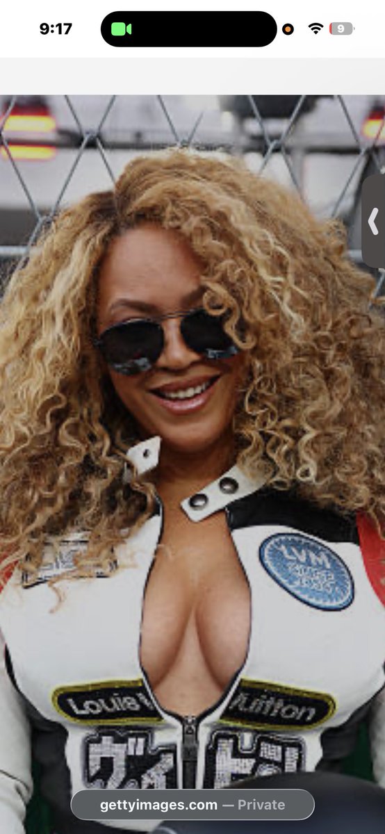 nickis kunty pussy tweet media