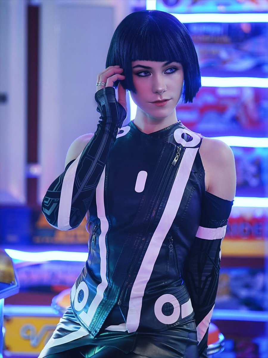 bukkitbrown525's tweet photo. "The last ISO, She's the miracle, man. Everything I ever worked for. "A digital frontier to reshape the human condition." In our world, she can change everything."

This was a fun fast project! Quorra from Tron 2010! I built this in 48 hours, its not... https://t.co/1ycXxWLeuz