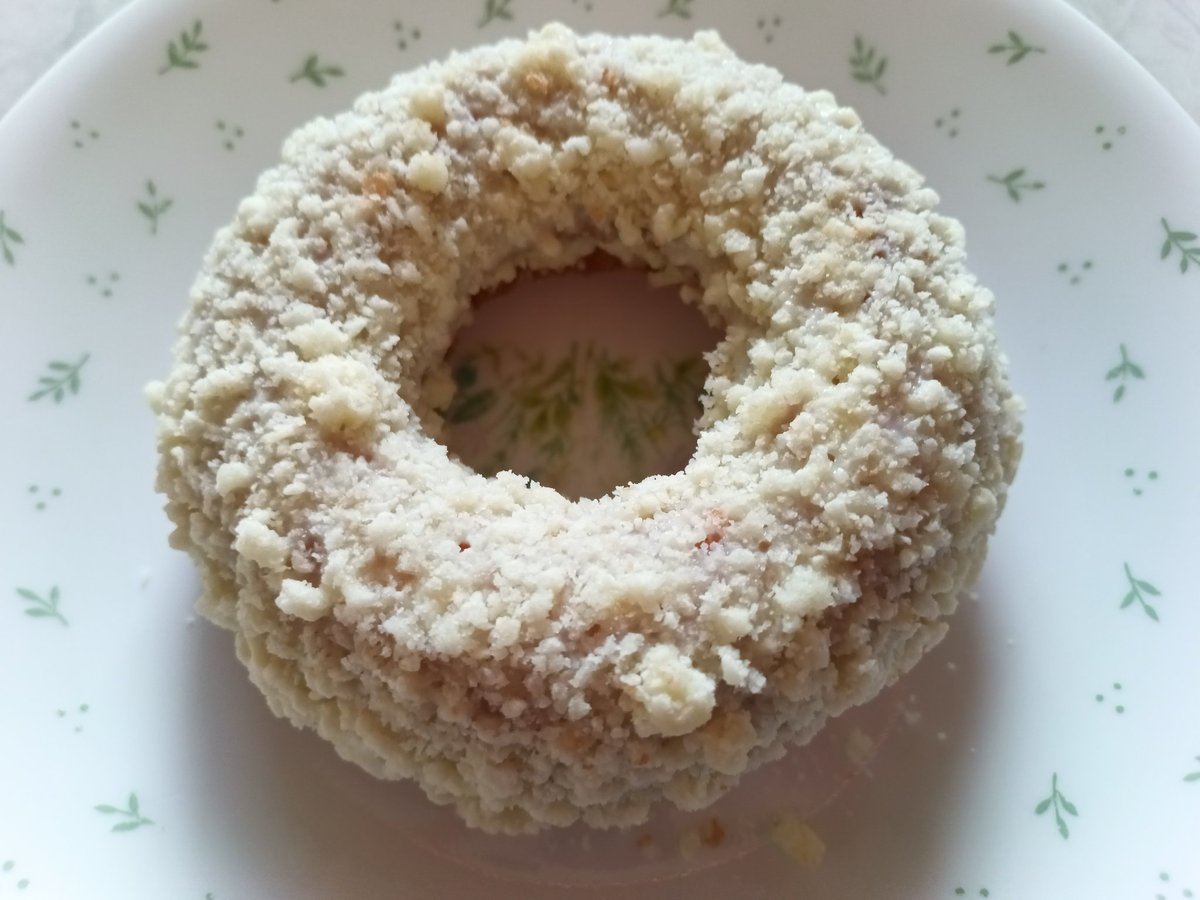 どーなつ🤤こうてきた ホワイトクランチドーナツ✨ あのお店の物では