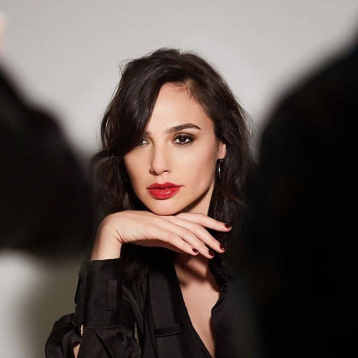 She's got looks that kill! <a href="/CalistaCrossRp/">Calista Cross</a>