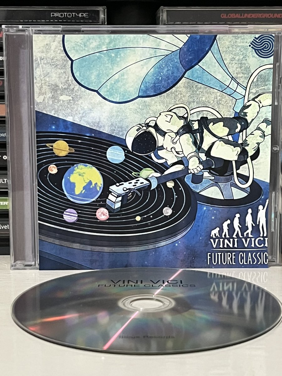 mindsaver's tweet image. Escuchando el álbum "Future Classics" de VINI VICI ✌🏼😈💿 #NowPlaying #ViniVici #FutureClassics #Psytrance