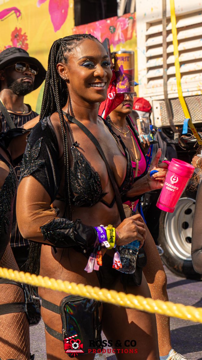 Ross & Co Productions tweet media