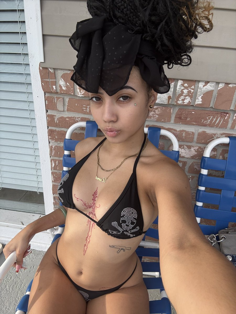 kat tweet media