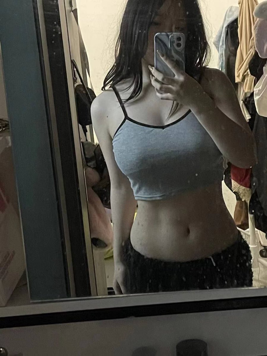 atmmmmmm3's tweet photo. 【曝光】
来自江苏的大奶女大学生想找厉害的男人jj大的
想要联系方式点赞转发
私信我
#视奸 #母狗 #自毁 #社死 #曝光 #投稿 #堕落 #反差 #骚货 #性瘾 #健身婊 #女神 #白富美 #妓女 #任务 #调教 #羞辱 #背德 #大学生 #女大学生 #反差婊 #投稿 #曝光 https://t.co/QV6oyydEsQ