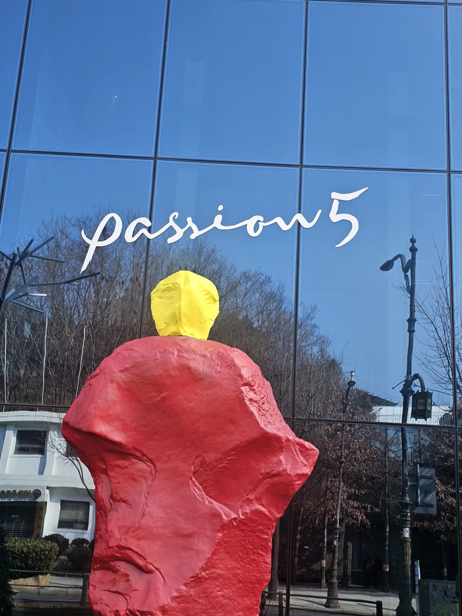 Went to the place where jaehyun and jungwoo dated and share their "passion" to each other 🤭