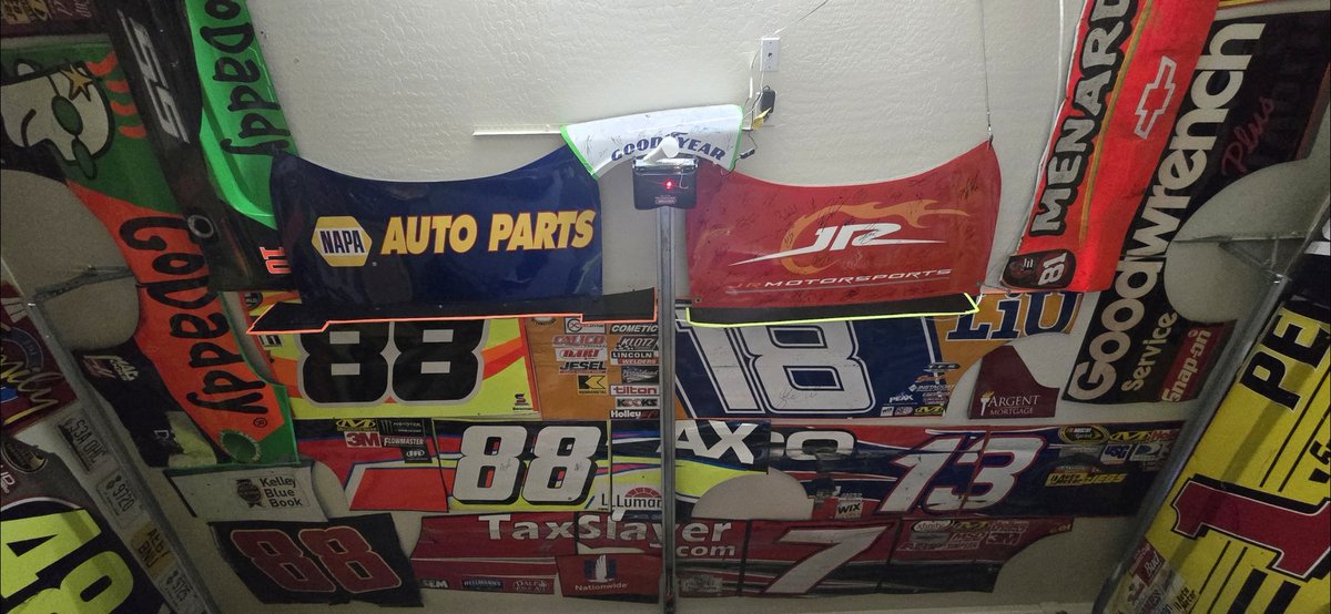 brian_jr38's tweet image. Supper exited @Lionel_Racing
&amp;amp; @DaleJr Download brought back the Ultimate Racing collection for 2026🔥
Absolutely LOVE seeing peoples racing passion.🤘

LONG time fan 🙋‍♂️🏁
27+ years of collecting 👀
#LostRelics
Ill post more of the collection under this Thread 👇