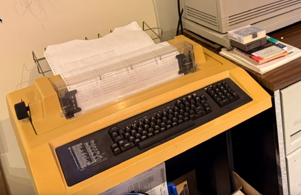 Dave W Plummer tweet media