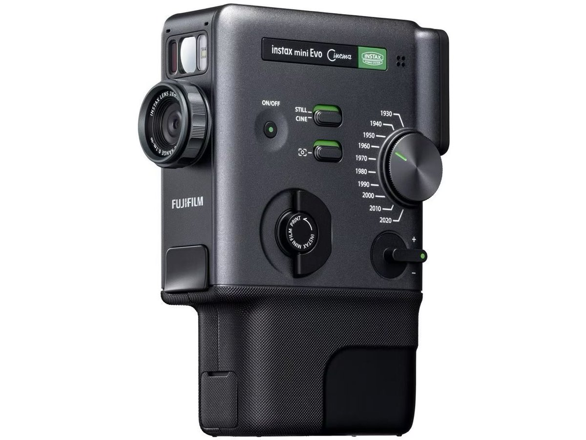 ekomaketo's tweet image. 📸 instax mini Evo – Cinema Edition | Brand New

🎬 Film-style filters × Vintage design
✨ Shoot digital, print anytime – save more film
📱 Bluetooth enabled – print photos directly from your phone

#instaxminiEvo #InstantCamera #FilmVibes #GiftIdea #PhotoLovers