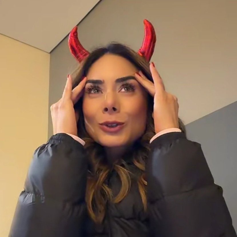 wanna_cry_exe's tweet image. Esta debe estar gozando en la casa esa salida JAJAJAJA
 #LaCasaDeLosFamososCol3
#LaCasaDeLosFamososCol
#LCDLF3