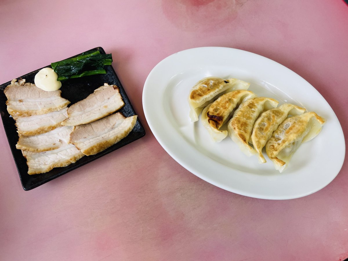 dango15's tweet photo. 一時間前にきたら一番乗り！
開店30分前頃には
10人くらい並んでた
#珍達そば
#秩父
#バナナマン
#バナナムーン https://t.co/MYC5Us8iSO
