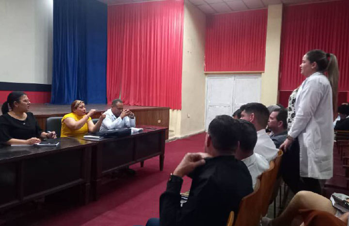 ACN_VC's tweet photo. Artistas y creadores se suman a recuperación de hospital villaclareño

https://t.co/HsPyogpYSF https://t.co/aF37Kzp18e