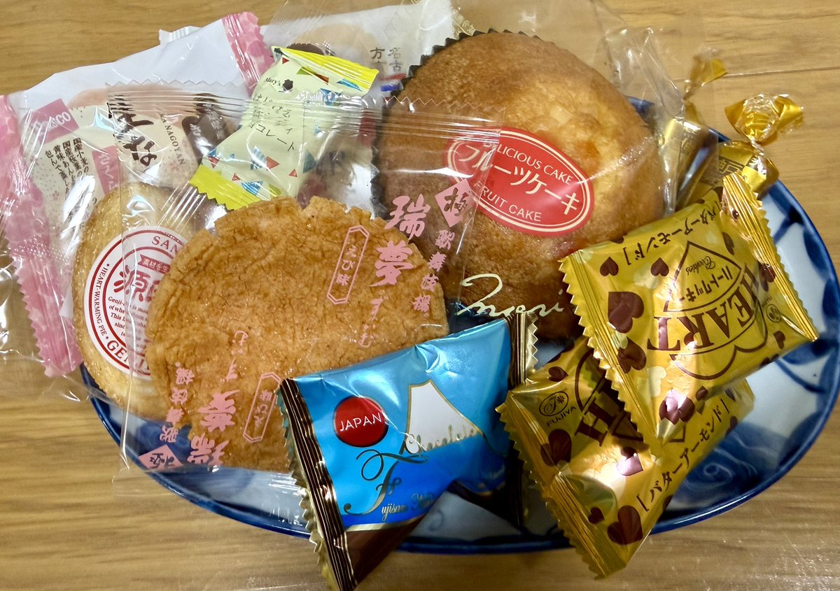 ynishikawa2009's tweet photo. 本日は、内山コミュニティセンターのNOSS。
今年16年目だそうです‼️
ありがとうございます♪
#NOSS #西川流 https://t.co/nhh2wrkpmI