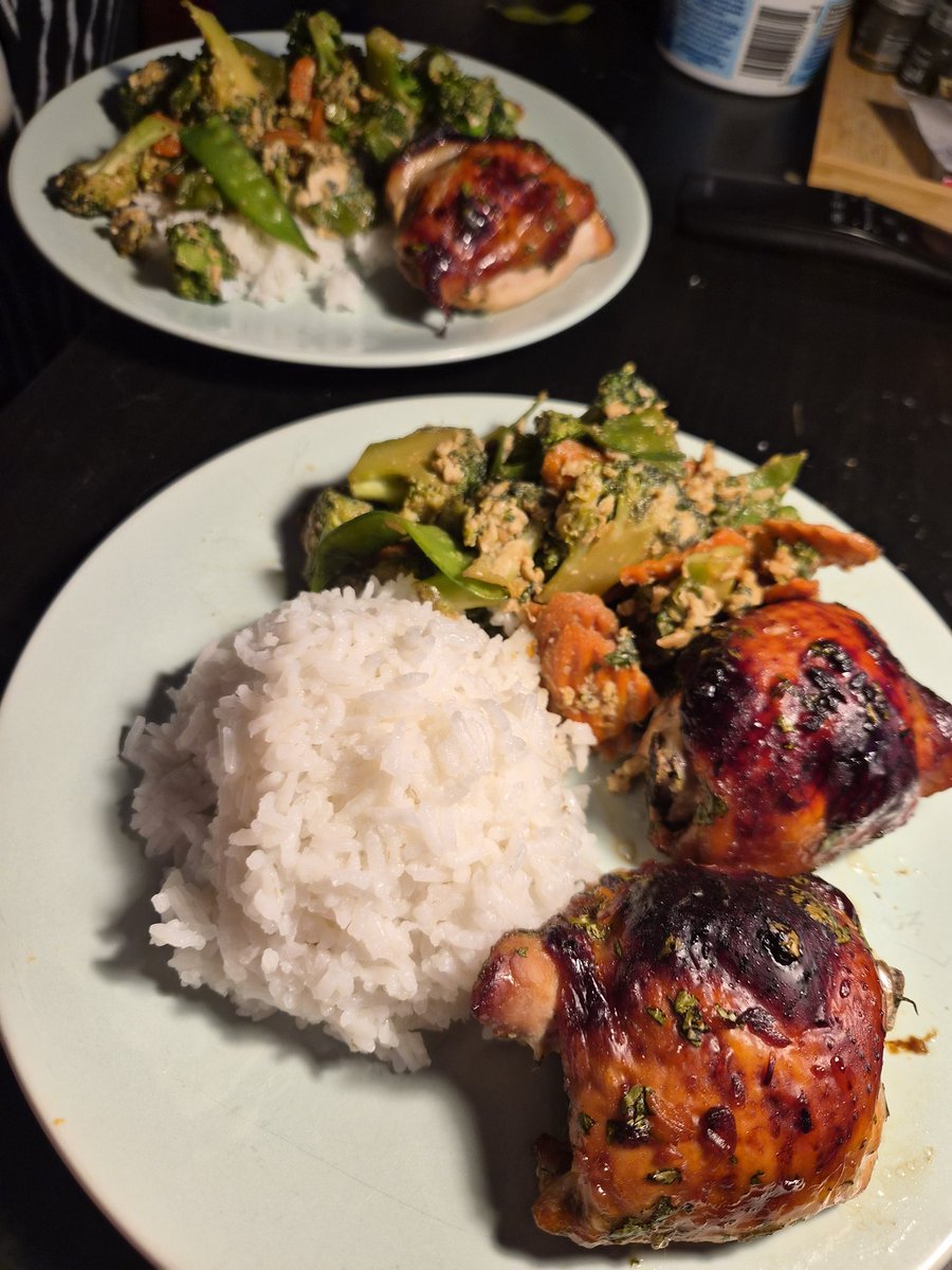 December Rose ❄️🌹 | EnVtuber | tweet media