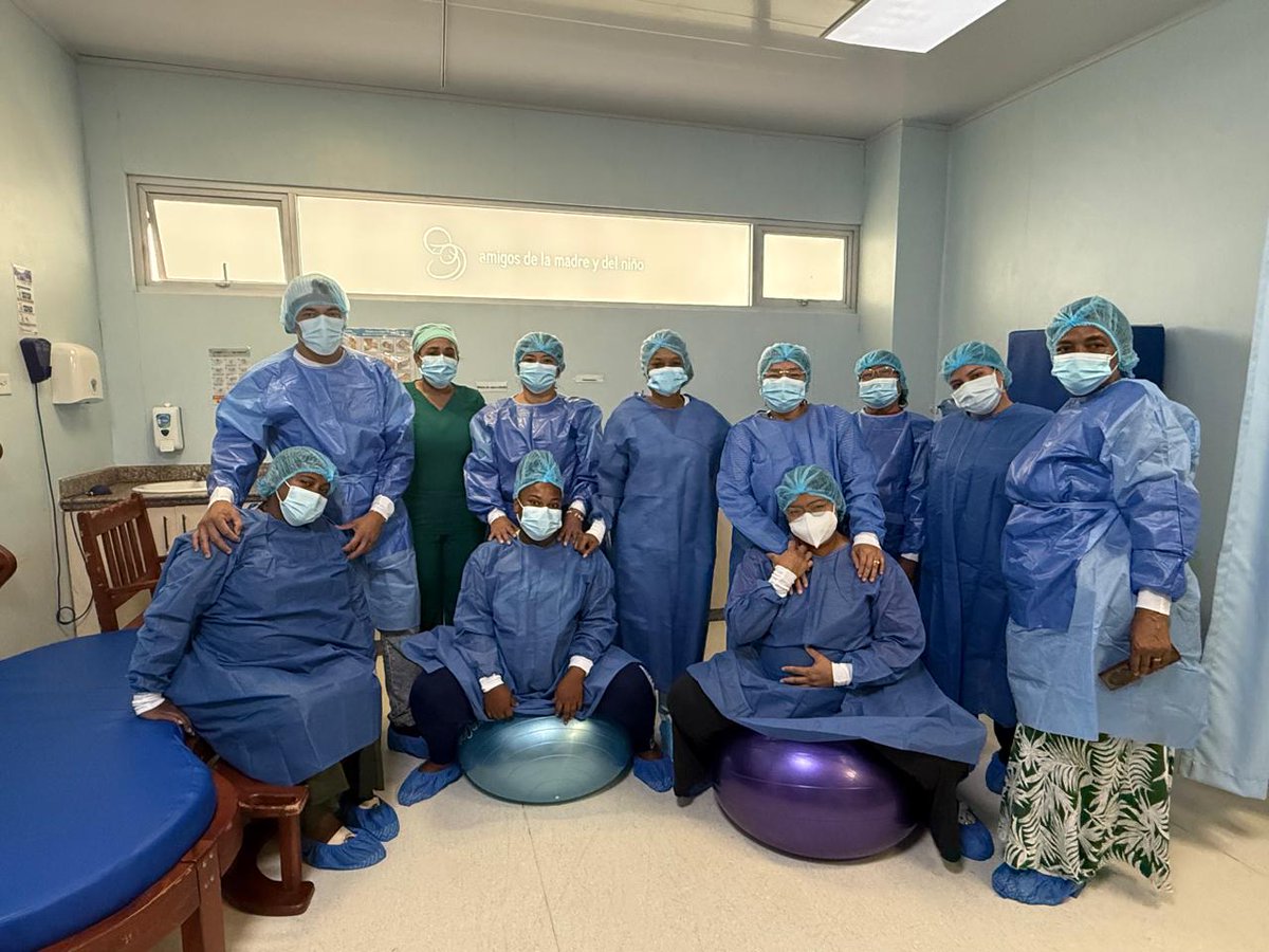 SaludImbabura's tweet photo. #Esmeraldas  En el marco del Proyecto de Fortalecimiento de Salud Intercultural, se realiza visita guida de Mujeres Embarazadas del Grupo de Apoyo a la Lactancia Materna, para fortalecer la atención integral a las mujeres embarazadas y promover el ejercicio de sus derechos. https://t.co/9sj44AAAEm