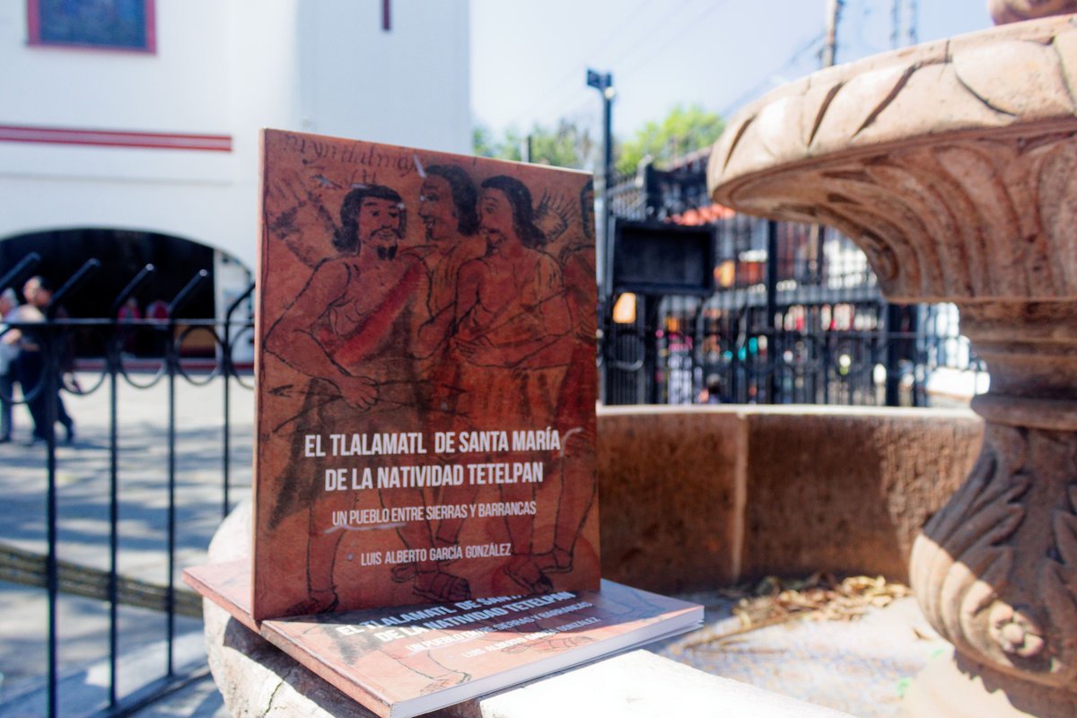 SEPICDMX's tweet photo. Como uno de los resultados del programa de Fortalecimiento y Apoyo a Pueblos y Barrios Originarios #FAPO,  en su modalidad de #PublicacionesconIdentidad,  se presentó el libro: 

"Tlalamatl de Santa María de la Natividad Tetelpan. Un pueblo entre sierras y barrancas". https://t.co/MLzSJgyLCE