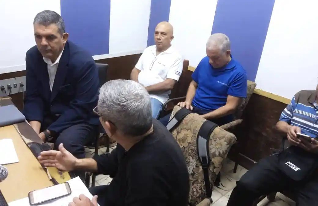 ACN_VC's tweet photo. Trabaja Comunicaciones por mantener servicios en Villa Clara

https://t.co/ThOBsDWtG5 https://t.co/TTfZJC6XRb
