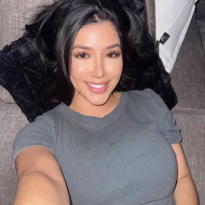 Michell23506146's tweet photo. #NewProfilePic https://t.co/7VH2qjuHlx