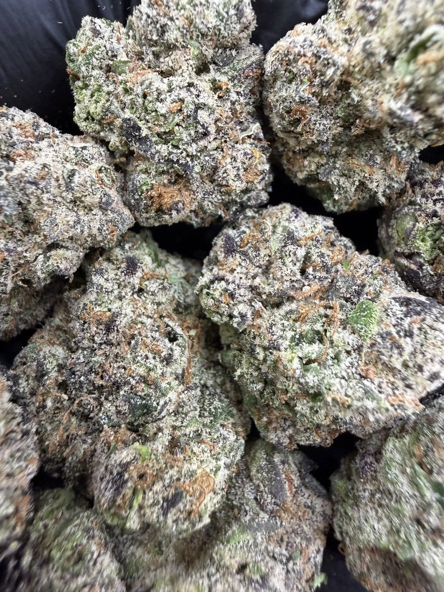 Dudegarnja's tweet photo. Bubblegum 🍬💗 
Indica 60% Sativa 40%

THC ≈ 23% 
Flavors : 🍬 Bubblegum · 🍓 Berry Candy · 🌸 Floral · 🌿 Earthy · ✨ Classic

LINE CONTACT ➡️ https://t.co/2eu1SVeVGM

#กัญชา #weed #กัญชากรุงเทพ #OG #สายเขียว #cannabis #กัญชาส่งGrab https://t.co/h0ZaXxRjQI