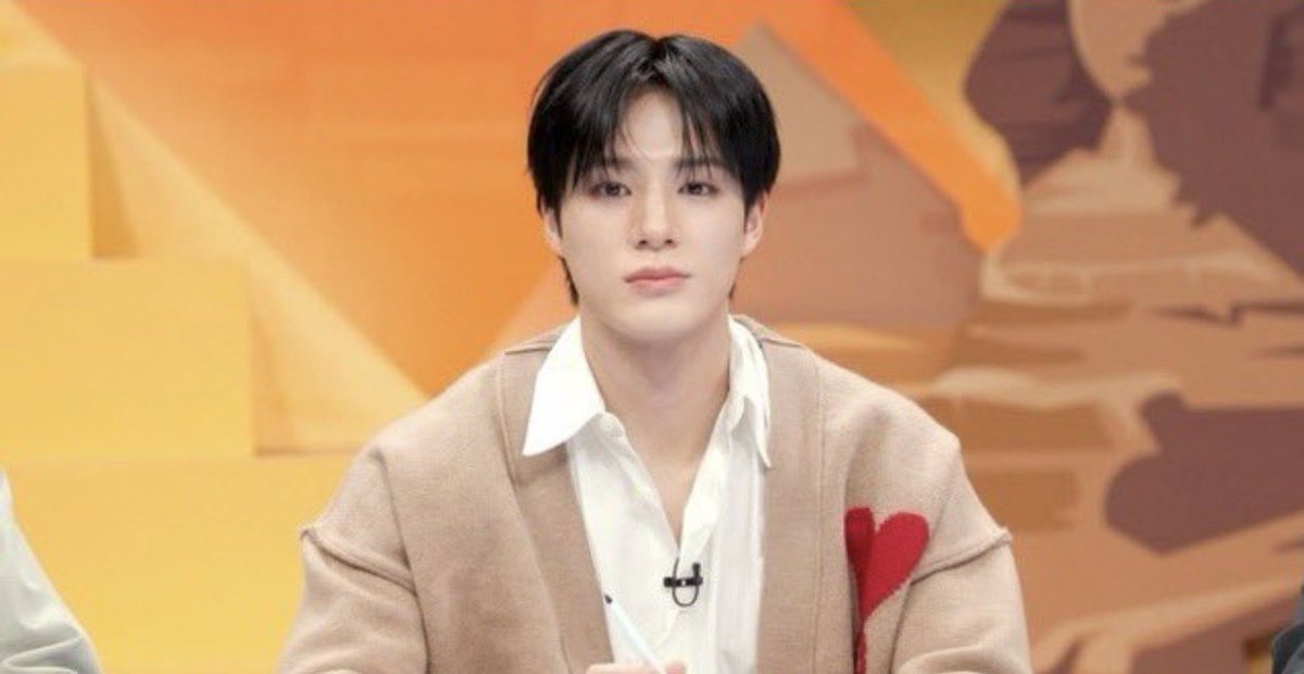 รูปเหมือนออกเรื่องเล่าเช้านี้อ่ะ 55555555