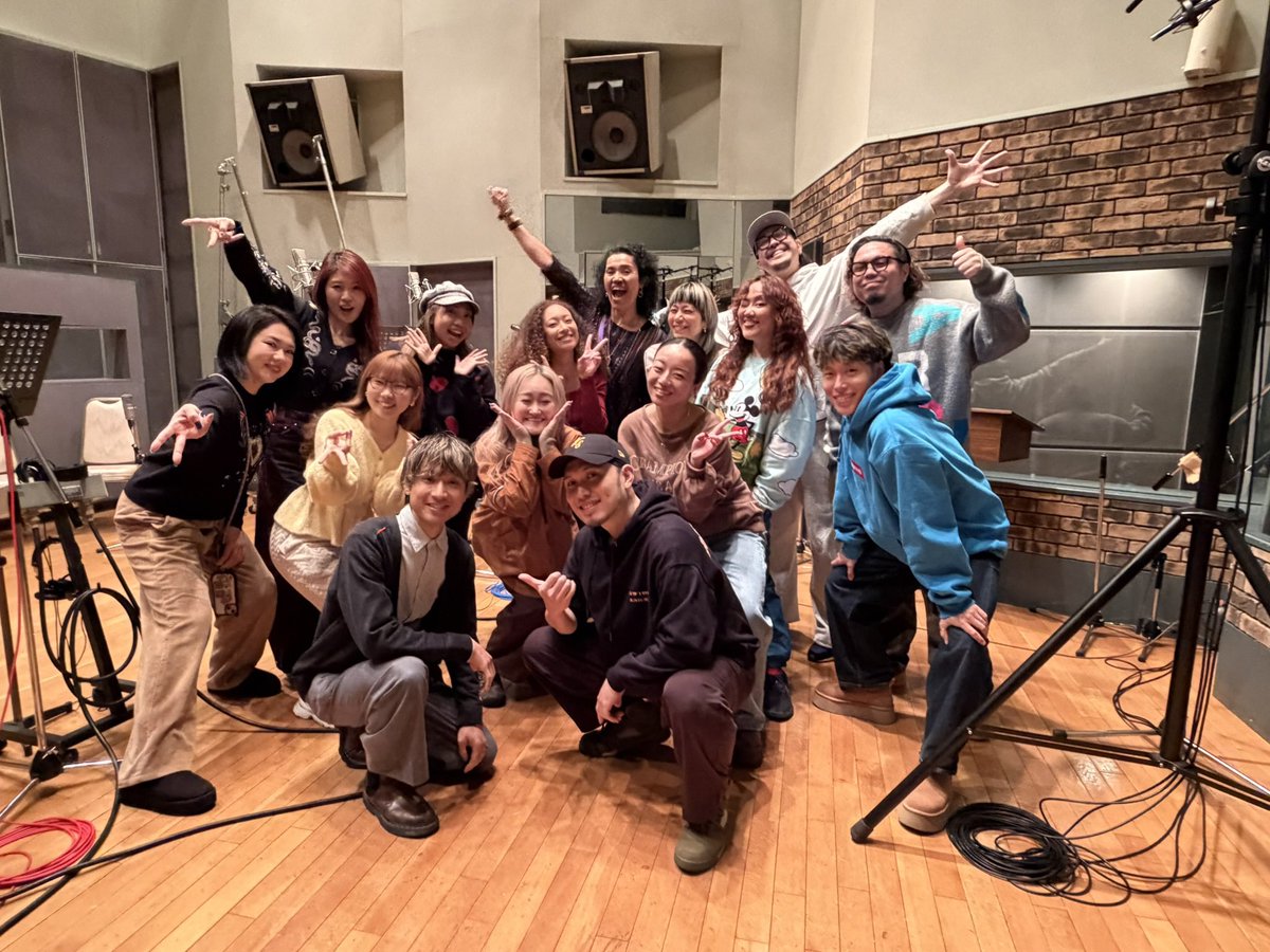 chihiro_jnkblm's tweet photo. 冬季オリンピック🥇
日本テレビ系2026 アスリート応援ソング
#佐伯youthK さん作詞作曲
#SixTONES #一秒
コーラス🔴参加しました。
たくさんの人に愛されるこの歌に声を重ねさせてもらい、感謝です🙇♀️
貴重な機会をくださったDaisukeさんありがとうございます🙏
#SixTONES_一秒
#ミラノコルティナ2026 https://t.co/BR6QJWOr2n