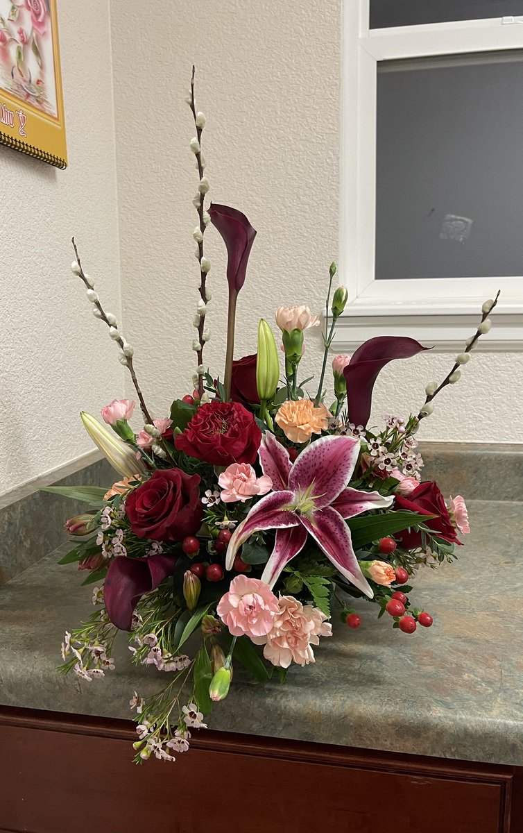 ..✌️. tweet media