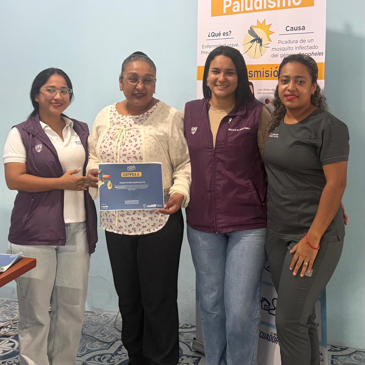📍Esmeraldas | El Distrito 08D01 Esmeraldas certificó a 11 vigilantes comunitarios de la parroquia Tabiazo, fortaleciendo la estrategia Ecuador Crece Sin Desnutrición Infantil.