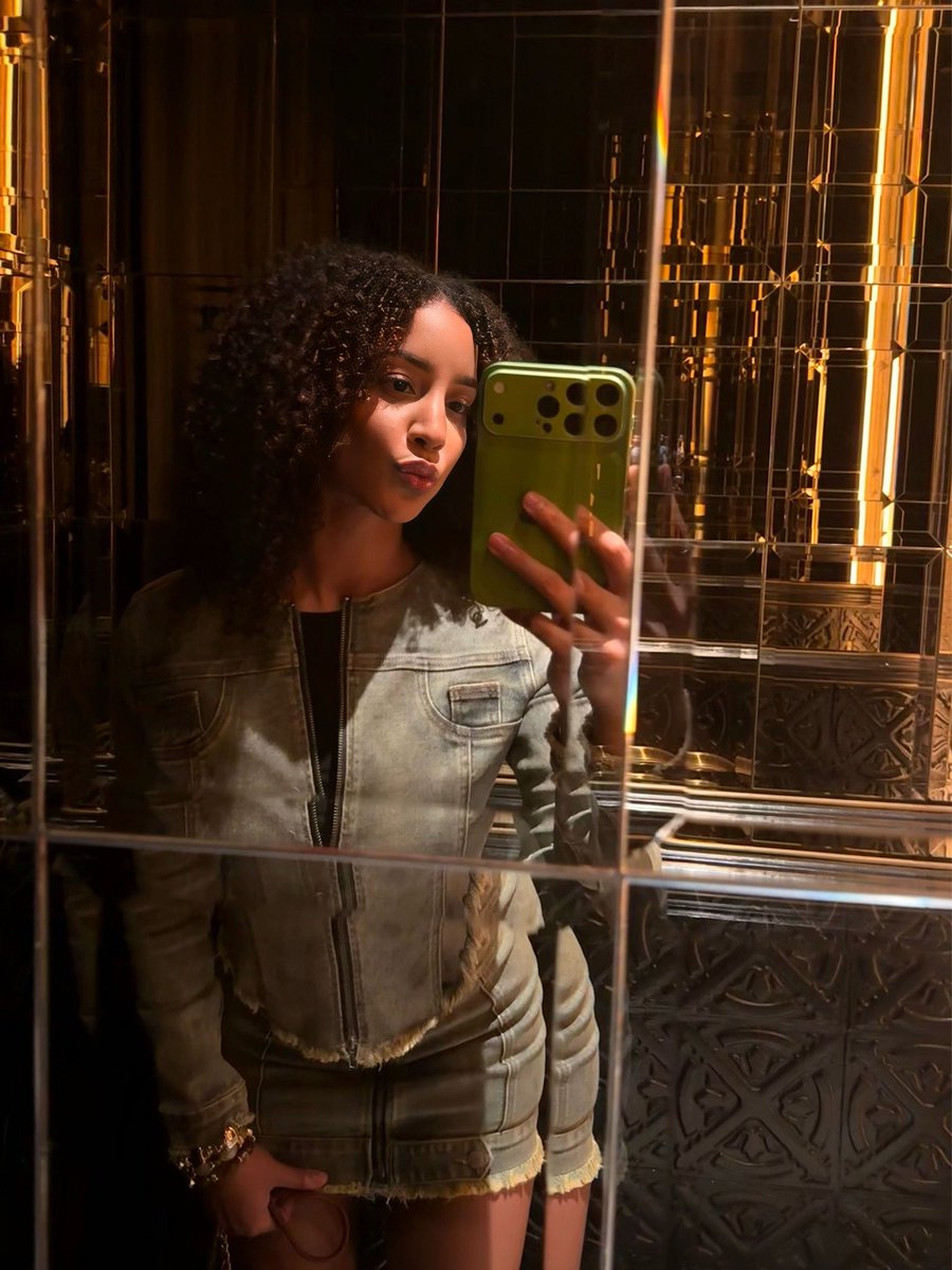 ☆ ☆ ☆ ☆ ☆ tweet media