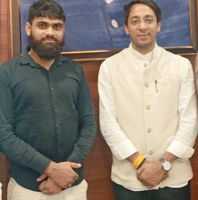 अनुज श्रीवास्तव 🇮🇳 tweet media